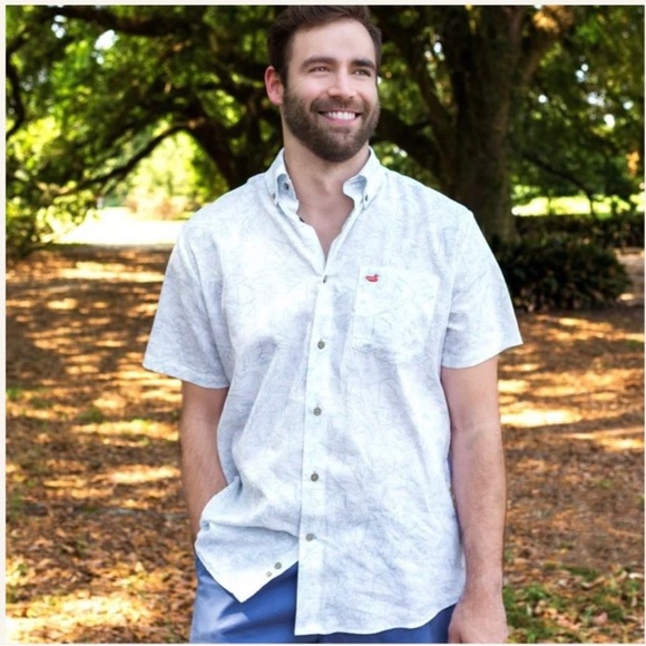 Southern Marsh Island Linen White Flamingos Buttondown, Size XL, EUC - Picture 1 of 5